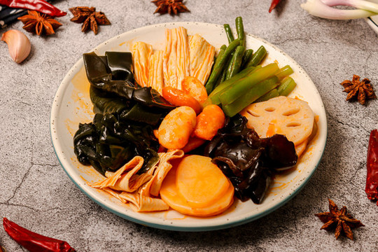鹵味素拼