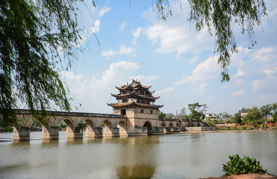 云南省紅河州建水縣雙龍十七孔橋