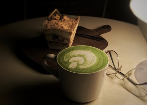 抹茶牛奶