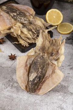 魷魚(yú)