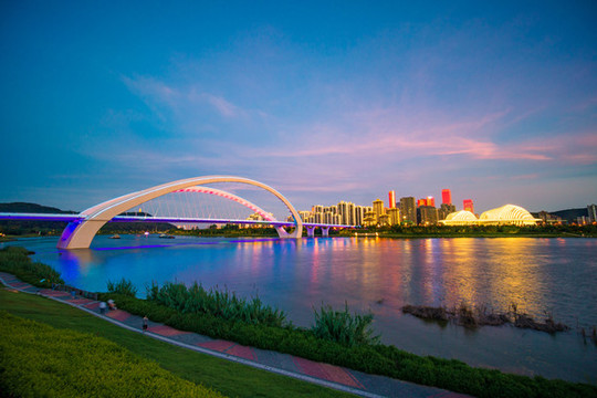 南寧邕江城市風(fēng)光