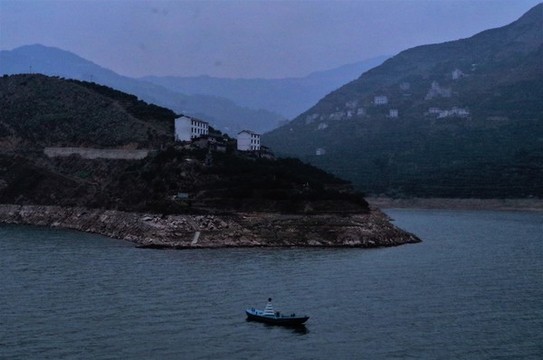 長(zhǎng)江游輪三峽游