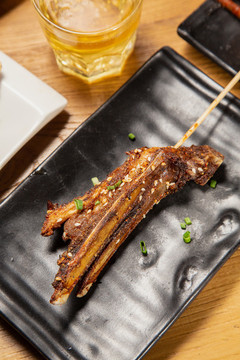 烤豬骨
