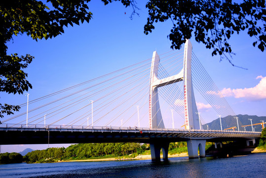 桂林南洲大橋