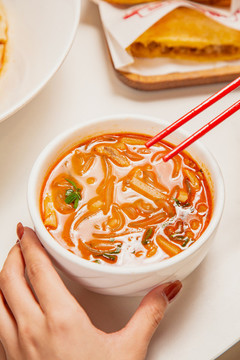 羊雜粉絲湯