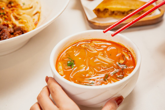 羊雜粉絲湯