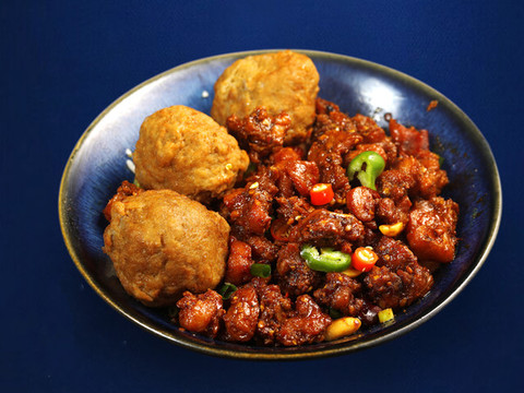 獅子頭兔肉蓋碼飯