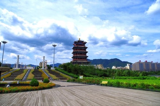 門頭溝區(qū)門城湖永定樓