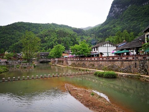 古鎮(zhèn)小河