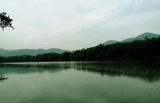 江河風(fēng)光