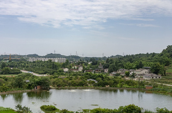 山區(qū)田園人家