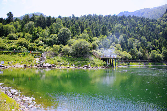 孟達(dá)天池