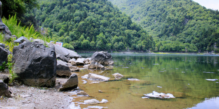 孟達(dá)天池
