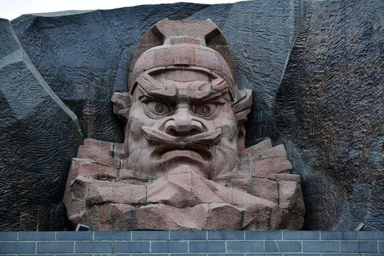 張飛塑像