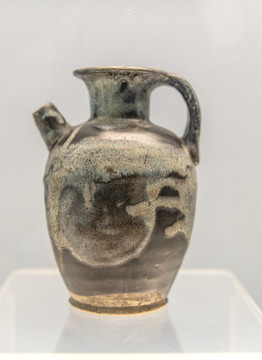 唐花釉執(zhí)壺