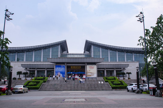 四川博物院主體展廳建筑