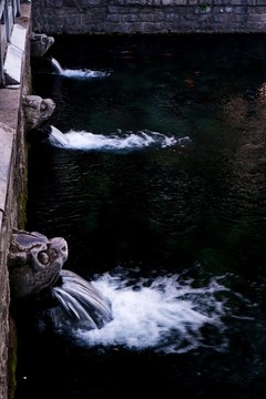 泉水噴水