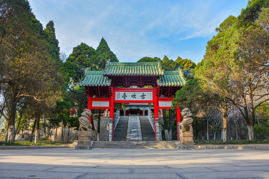 河南省開封市禹王臺(tái)景區(qū)風(fēng)光