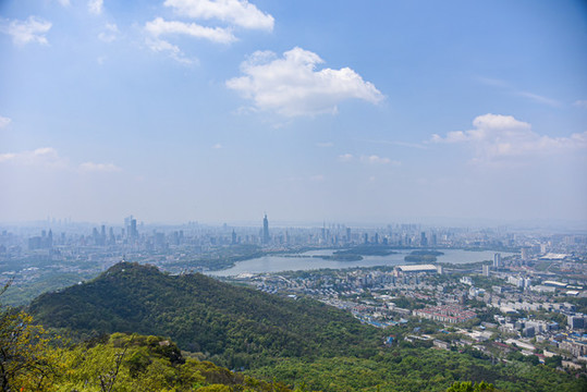 江蘇南京紫金山上俯瞰玄武湖風(fēng)光
