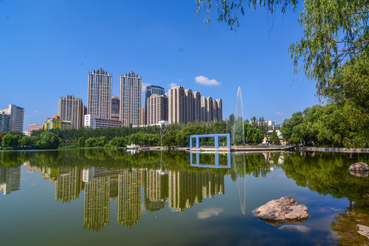 呼和浩特市青城公園風光