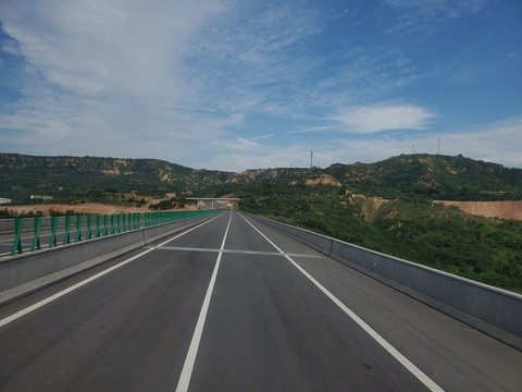 開闊道路