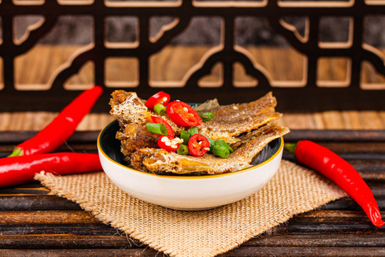 香酥小黃魚(yú)