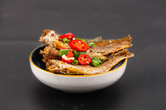 香煎小黃魚(yú)