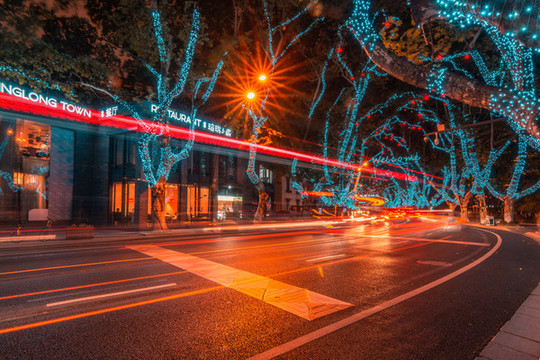 杭州南山路夜景風(fēng)光
