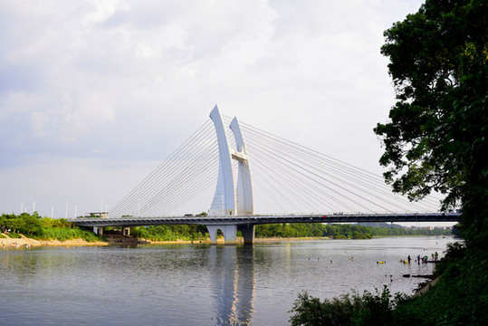 桂林南洲大橋