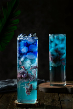 藍(lán)色飲品