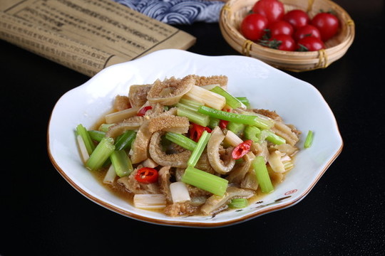 藕帶炒牛肚