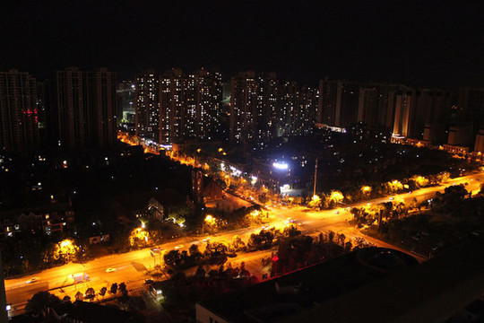 長沙星沙開元東路夜景