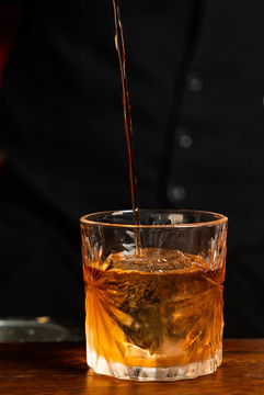 夜場(chǎng)雞尾酒