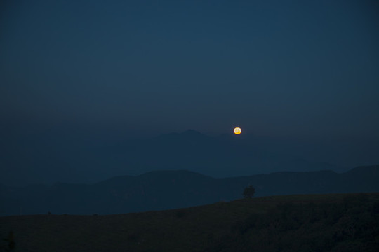 山地夜景