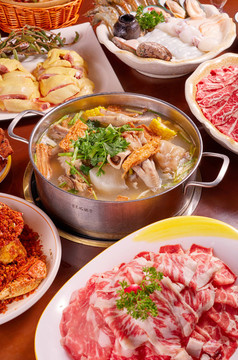 牛肉火鍋
