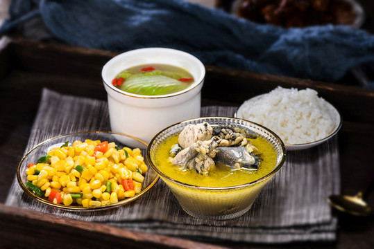 雞湯套飯