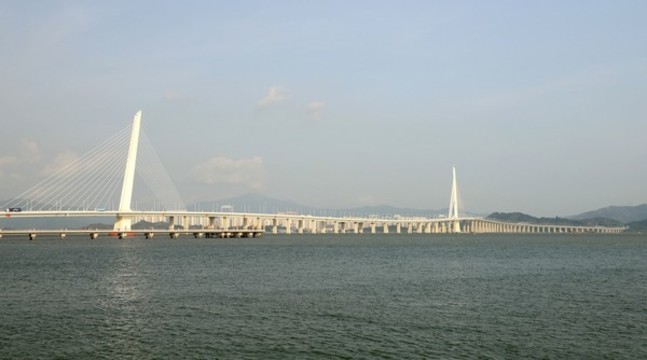 深圳灣公路大橋