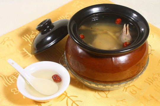 紅棗雞湯