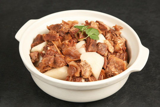 蘿卜牛肉鍋