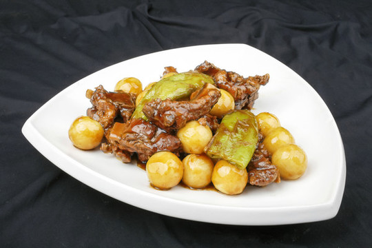 小土豆燒排骨