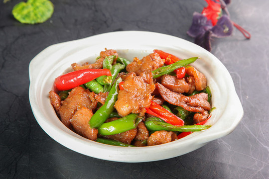 擂椒牛肉煲