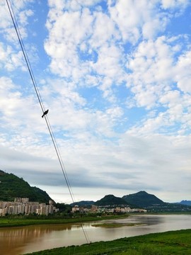 藍(lán)天白云