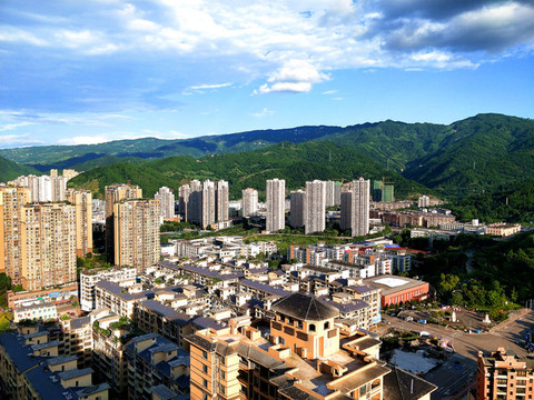 藍(lán)天白云建筑