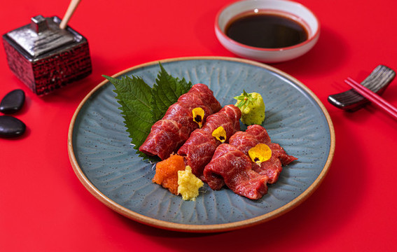 馬肉刺身