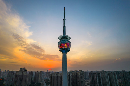 廣播電視塔