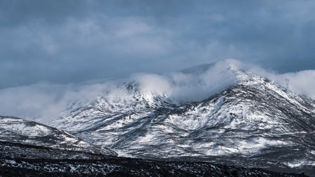 高原雪山