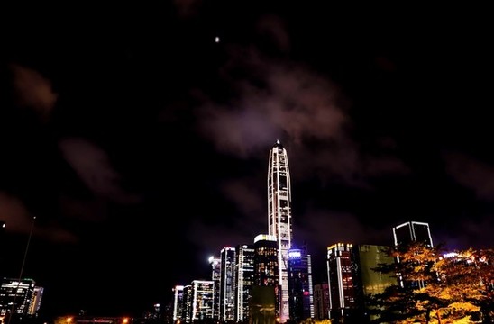 市民廣場夜景燈光