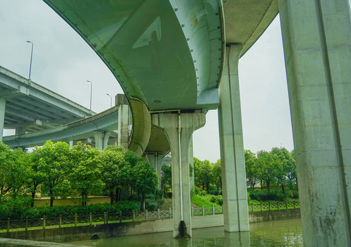 立交橋