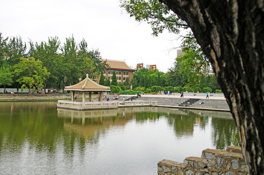 天津大學(xué)校內(nèi)建筑