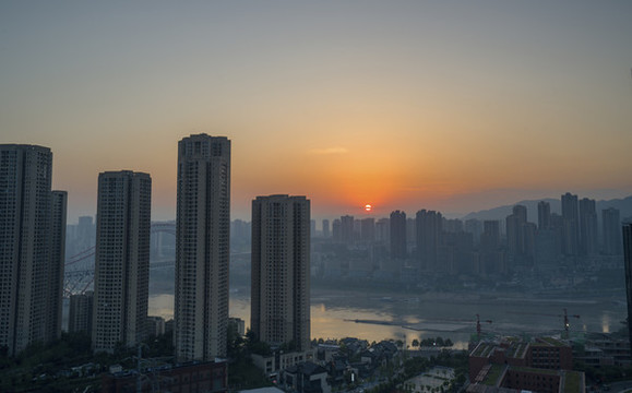 城市清晨